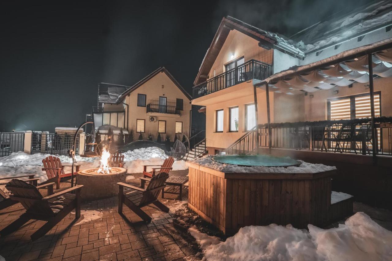 Roots Villa Redwood Brasov Exterior photo