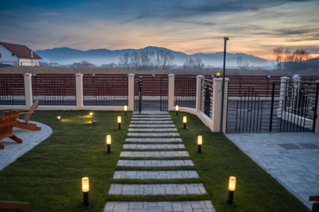 Roots Villa Redwood Brasov Exterior photo